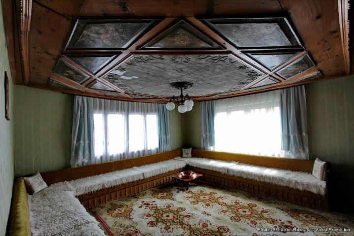 Bed and Breakfast Bujtina Zhaveli Gjakova Exterior foto